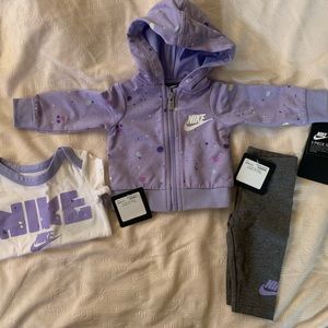 Nike 3 piece New Born baby girl outfit Brand New